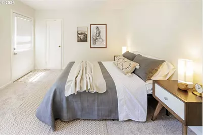 2530 SW Nevada Ct, Portland, OR 97219 - Photo 11