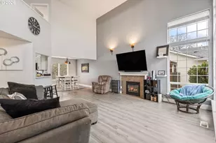 34826 Edna Barr Ln, Saint Helens, OR 97051 - Photo 3