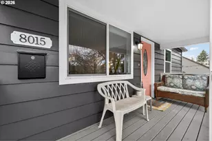 8015 SW 36th Ave, Portland, OR 97219 - Photo 3