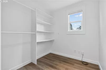 8015 SW 36th Ave, Portland, OR 97219 - Photo 17