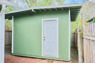 1202 Leo St, Keizer, OR 97303 - Photo 7