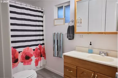 1202 Leo St, Keizer, OR 97303 - Photo 21
