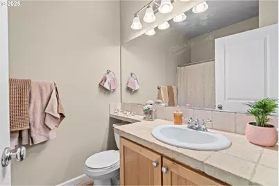 1170 SW 170th Ave #201, Beaverton, OR 97003 - Photo 27