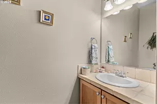 1170 SW 170th Ave, Beaverton, OR 97003 - Photo 9