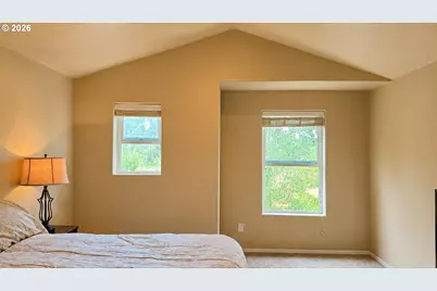 5739 Avalon Aly, Eugene, OR 97402 - Photo 17