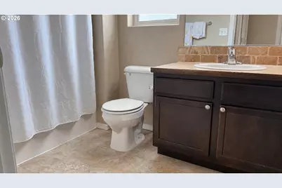 5739 Avalon Aly, Eugene, OR 97402 - Photo 29