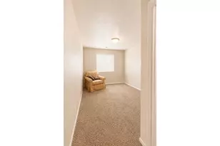 5739 Avalon Alley, Eugene, OR 97402 - Photo 25