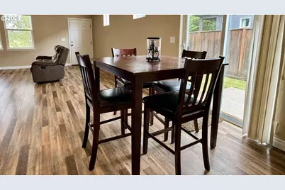 5739 Avalon Aly, Eugene, OR 97402 - Photo 9