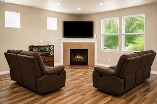 5739 Avalon Alley, Eugene, OR 97402 - Photo 7