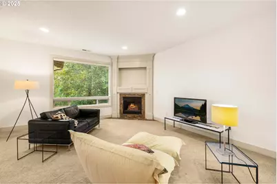 242 SE 29th St, Gresham, OR 97080 - Photo 21