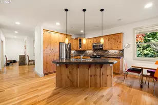 242 SE 29th St, Gresham, OR 97080 - Photo 15