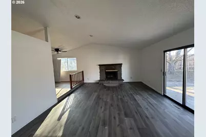 1270 W Hartley Ave, Hermiston, OR 97838 - Photo 3