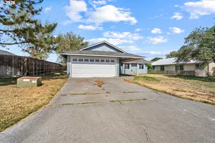 1270 W Hartley Ave, Hermiston, OR 97838 - Photo 23