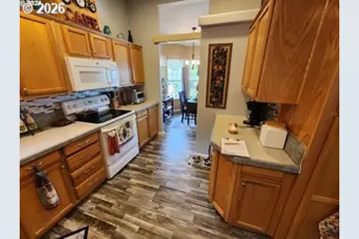 126 Kimberly Way, Canyonville, OR 97417 - Photo 15