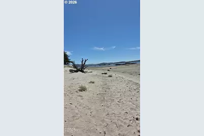 1302 SW 63rd St, Lincoln City, OR 97367 - Photo 29