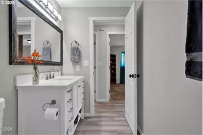 1302 SW 63rd St, Lincoln City, OR 97367 - Photo 21