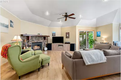 780 St Charles Place Rd, Hood River, OR 97031 - Photo 15