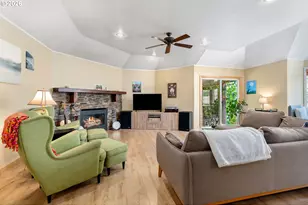 780 St Charles Pl Rd, Hood River, OR 97031 - Photo 15