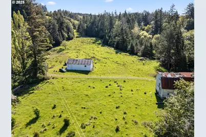 38097 Pacific Highlands Dr, Port Orford, OR 97465 - Photo 17