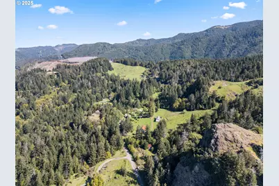 38097 Pacific Highlands Dr, Port Orford, OR 97465 - Photo 15