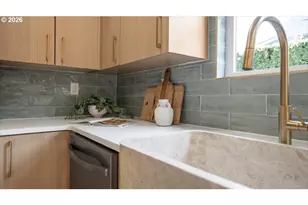 5658 N Delaware Ave, Portland, OR 97217 - Photo 15