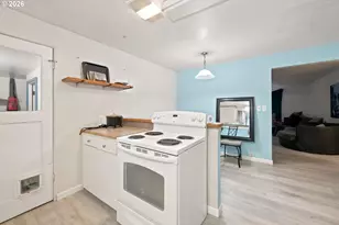 1205 Taylor St, Eugene, OR 97402 - Photo 9