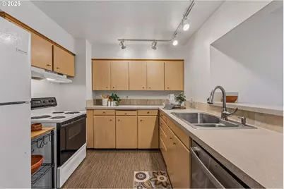 11552 SE Hawthorne St, Portland, OR 97216 - Photo 15