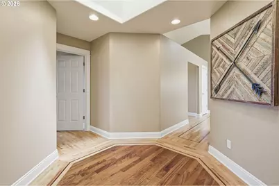 33833 Sunnyview Dr, Albany, OR 97322 - Photo 19