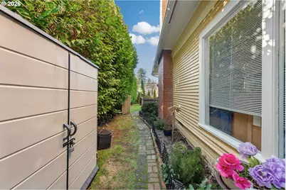 1475 Sherman Ave, North Bend, OR 97459 - Photo 5