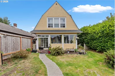 1475 Sherman Ave, North Bend, OR 97459 - Photo 1