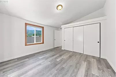 224 Aker Dr, Myrtle Creek, OR 97457 - Photo 17