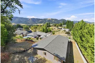 224 Aker Dr, Myrtle Creek, OR 97457 - Photo 43