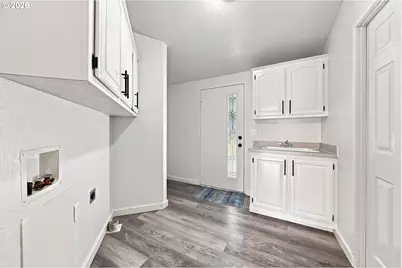 224 Aker Dr, Myrtle Creek, OR 97457 - Photo 25