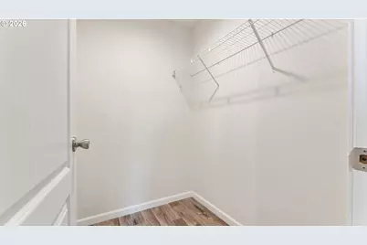 380 E 6th St, Coquille, OR 97423 - Photo 11