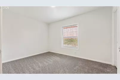 380 E 6th St, Coquille, OR 97423 - Photo 15