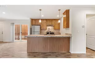 380 E 6th St, Coquille, OR 97423 - Photo 23