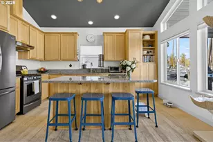 173 NE Bridgeton Rd, Portland, OR 97211 - Photo 11