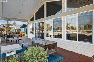 173 NE Bridgeton Rd, Portland, OR 97211 - Photo 29