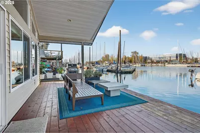 173 NE Bridgeton Rd #14, Portland, OR 97211 - Photo 15