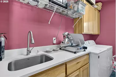 173 NE Bridgeton Rd #14, Portland, OR 97211 - Photo 27