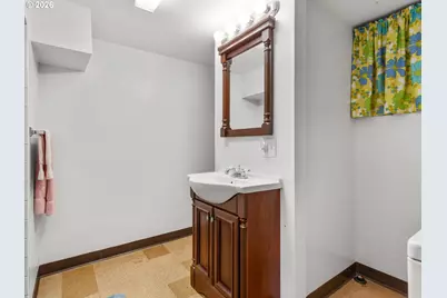 3443 NE 121st Ave, Portland, OR 97220 - Photo 39