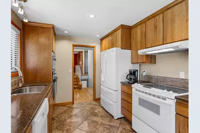 3443 NE 121st Ave, Portland, OR 97220 - Photo 21