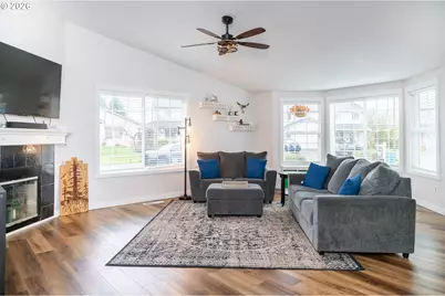 1600 NW 3rd St, Battle Ground, WA 98604 - Photo 5