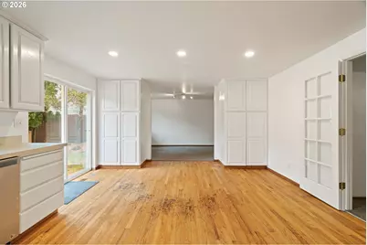17123 SE Rhone St, Portland, OR 97236 - Photo 13