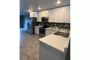 440 Mont St, Canyonville, OR 97417 - Photo 3