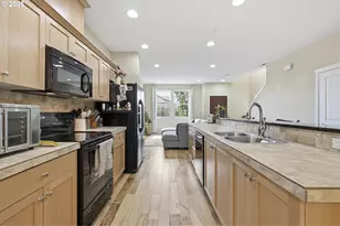 28355 SW Villebois Dr, Wilsonville, OR 97070 - Photo 15