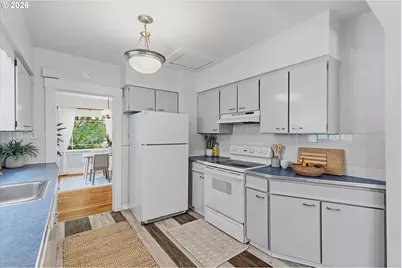 5016 NE Flanders St, Portland, OR 97213 - Photo 9