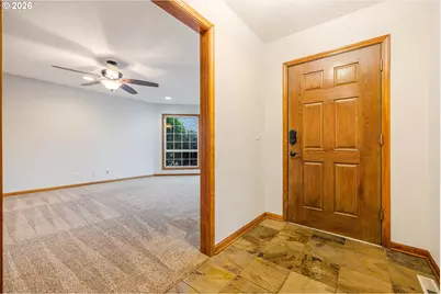 387 NE 15th Ct, Hillsboro, OR 97124 - Photo 11