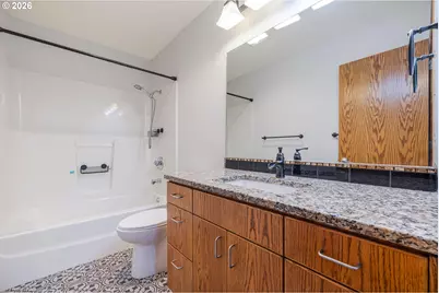 387 NE 15th Ct, Hillsboro, OR 97124 - Photo 27