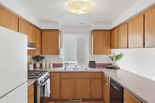 13610 SW Uplands Dr, Portland, OR 97223 - Photo 11